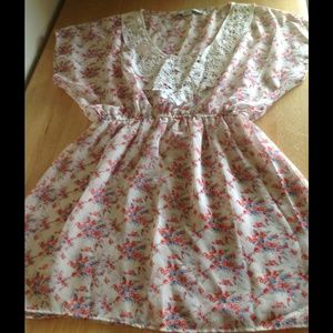 Forever 21 Top Size Small