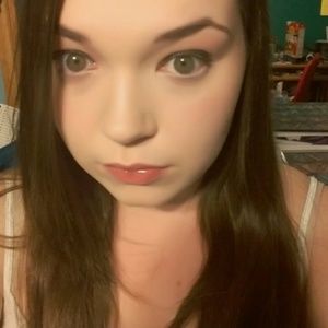 Meet your Posher, Kat