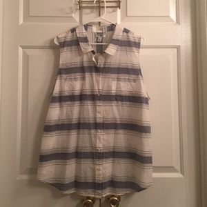 Button-down tank