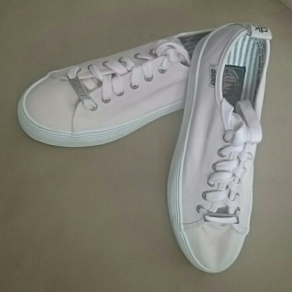 Shoe - Picture 2 of 2
