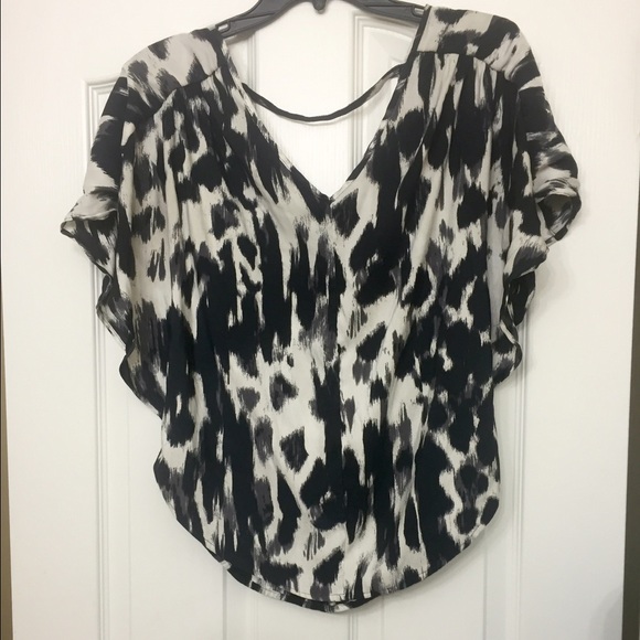 Express Tops - ✨host pick✨Express women's black/gray/white top