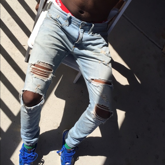 Distressed Denim - Picture 2 of 3