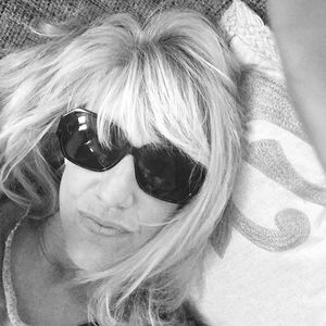 Meet your Posher, Jane