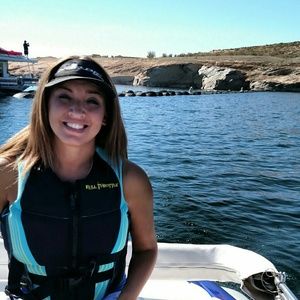 Meet your Posher, Misti