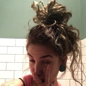 Meet your Posher, Sam