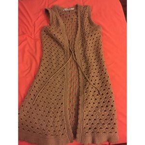 🌾 sleeveless tan knit cardigan 🌾