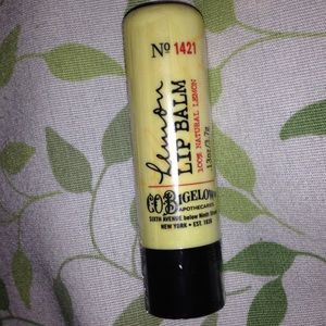 Lemon lip balm