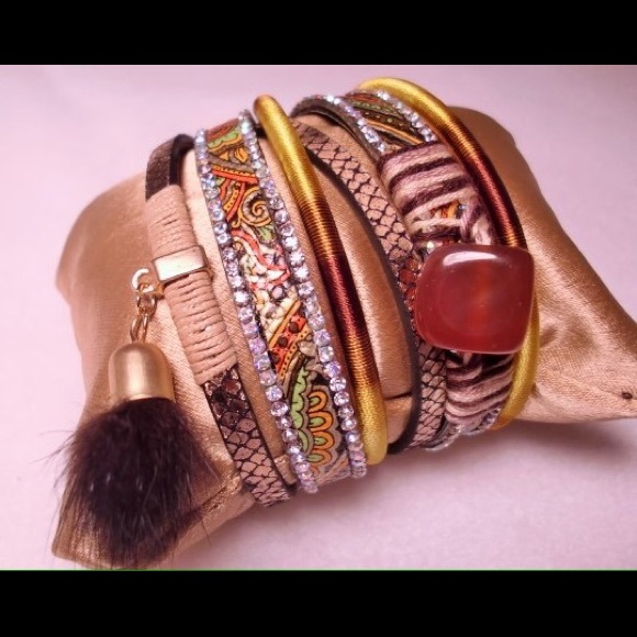 Ethnic bracelet