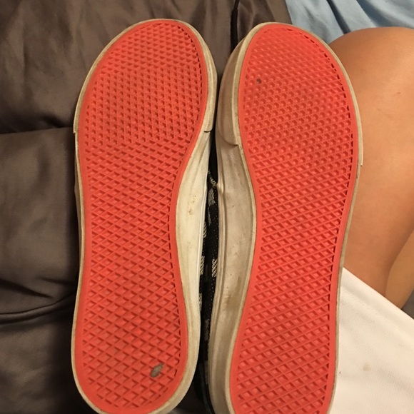 Vans - Picture 3 of 3