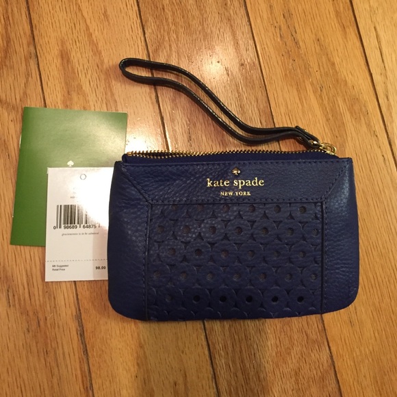 kate spade Handbags - Kate Spade Navy Cut Out Wristlet