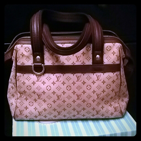 Sold AUTHENTIC LOUIS VUITTON Josephine Pink LV