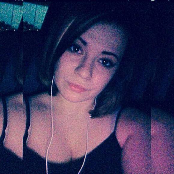 Meet your Posher, Briana - Picture 1 of 1