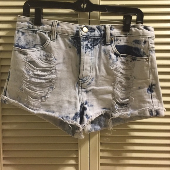 Washed out blue high waisted shorts