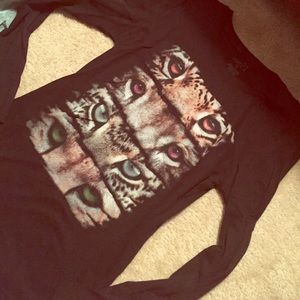 Black cat eyes long sleeve shirt from rue21 XL