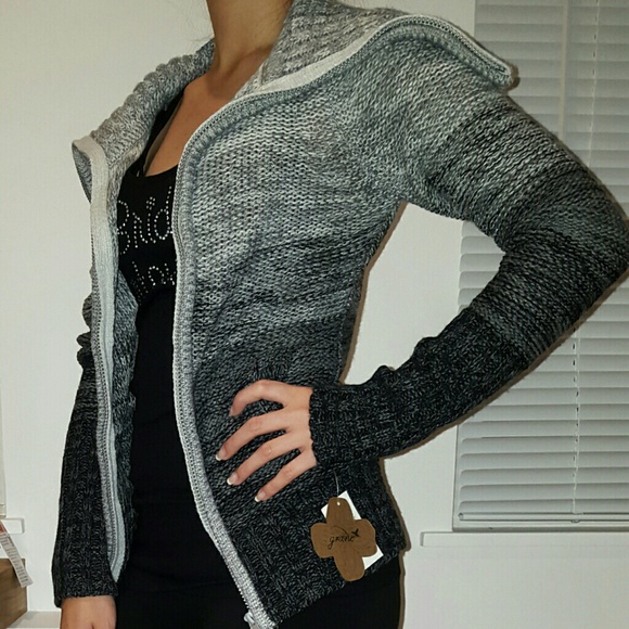 Cute sweater!
