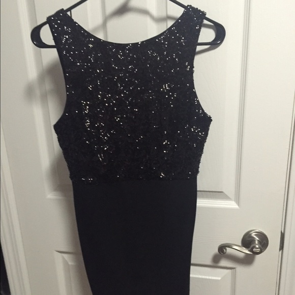 Forever 21 shimmery black dress