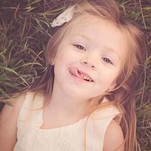 Meet your Posher, Chanel