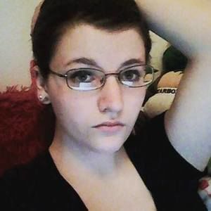 Meet your Posher, Hayley