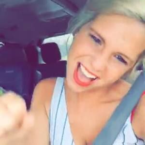 Meet your Posher, Stephanie