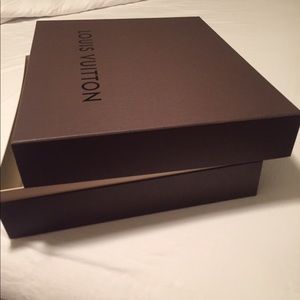 Louis Vuitton box