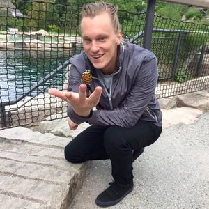 Meet your Posher, Hans