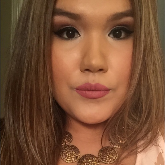 Meet your Posher, Alicia - Picture 1 of 1