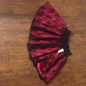 Lace mini skirt