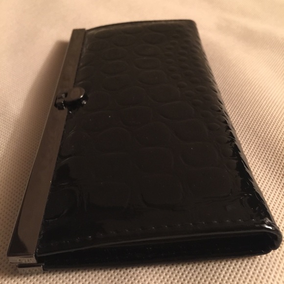 Wallet - Picture 2 of 3