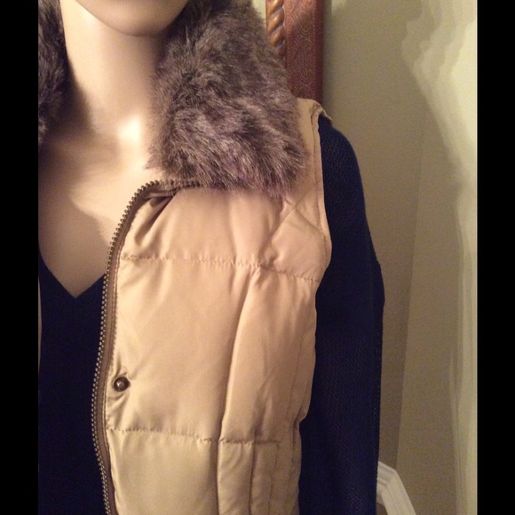 Athletic Works Vest - Picture 2 of 4