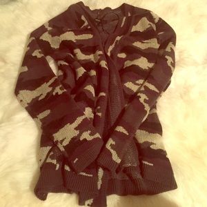 Camo loose cardigan sweater