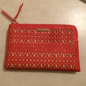 NWOT Coral and tan cutout clutch