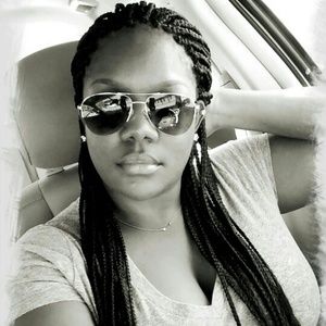 Meet your Posher, Kia