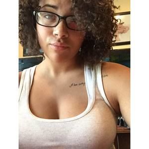 Meet your Posher, Mackenzie