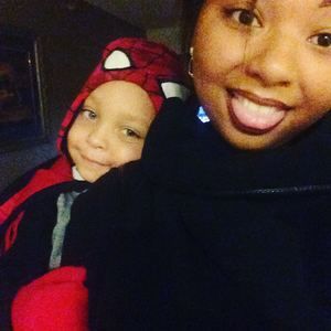 Meet your Posher, Alexis