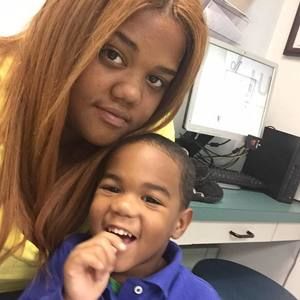 Meet your Posher, Denisha