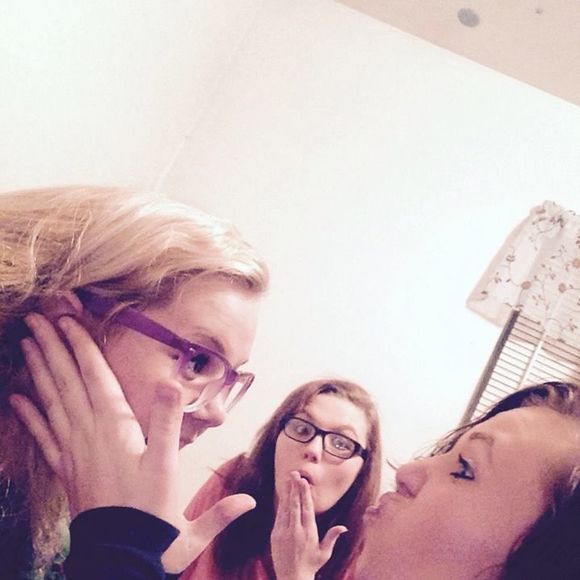 Meet your Posher, Nickole - Picture 1 of 1