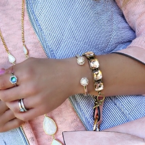 The Shiny Bauble Jewelry - NWT Blush Pink Square Crystal Bracelet