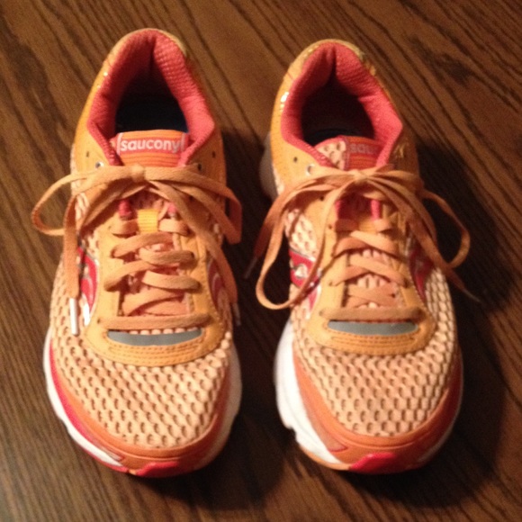 Saucony shoes