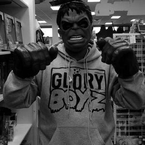 Meet your Posher, Julio