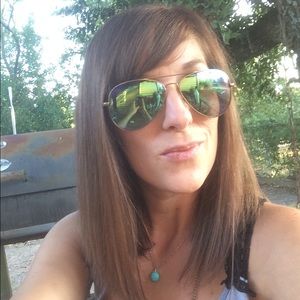 Meet your Posher, Beth