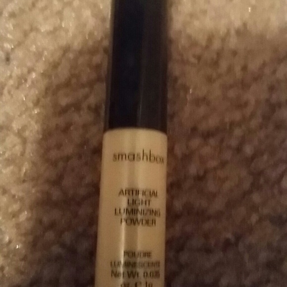 Smashbox Artificial Light Illuminizer