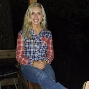 Meet your Posher, Savannah