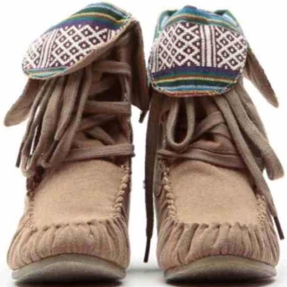 **Price Drop** Taupe tribal booties | NIB |