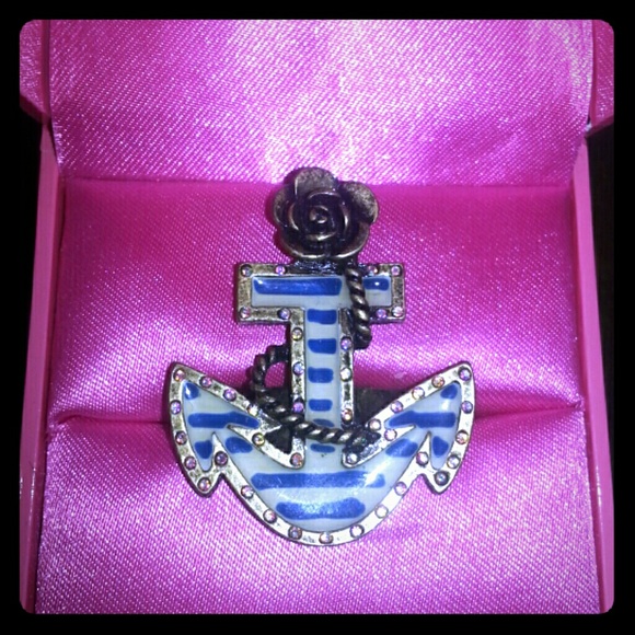 Betsey Johnson Anchor Ring