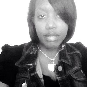 Meet your Posher, Genetta