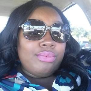 Meet your Posher, Tameka