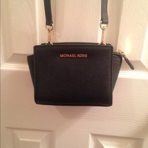 Authentic Michael Kors Selma Crossbody Bag
