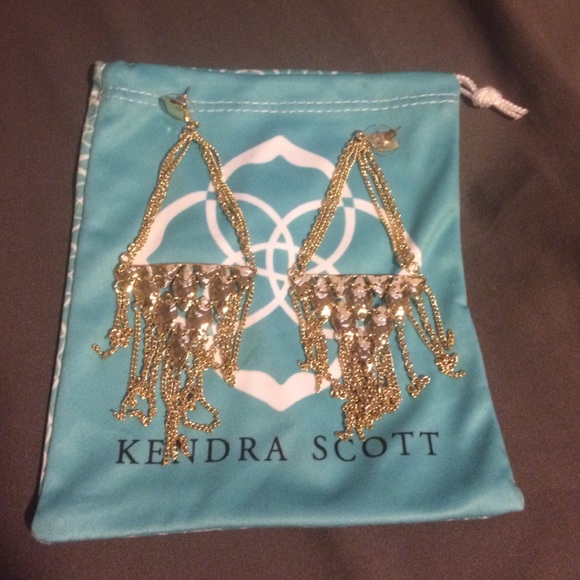 Kendra Scott Mandy chandelier earrings 5'length