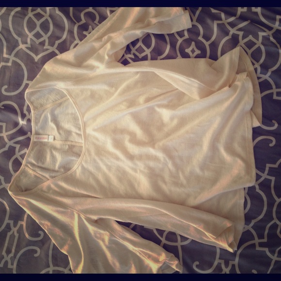 Crop long sleeve top