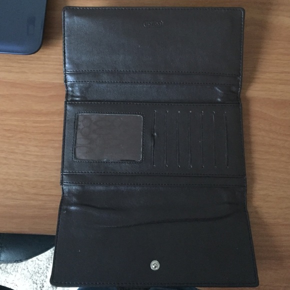 Authentic Coach checkbook - Picture 2 of 4